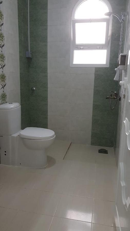 ניזווא Orient Apartments מראה חיצוני תמונה
